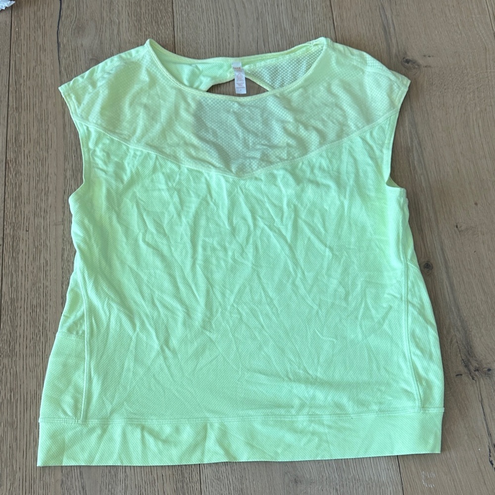Lucy Lime Green Muscle Tee women’s L back